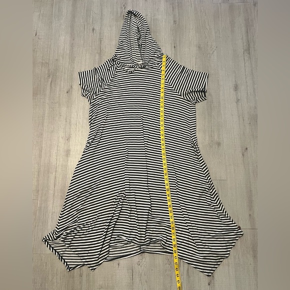 LIVI Lane Bryant Striped Hooded Dress - Picture 4 of 11